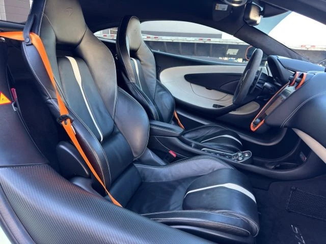 2017 McLaren 570S - Image 21 of 21