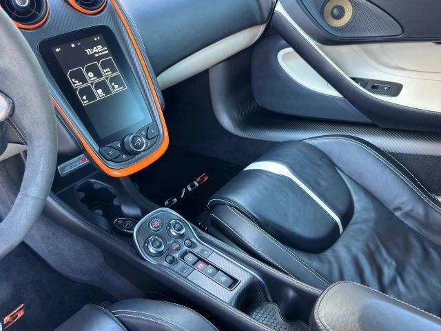 2017 McLaren 570S - Image 16 of 21