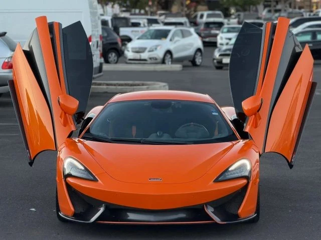 2017 McLaren 570S - Image 5 of 27