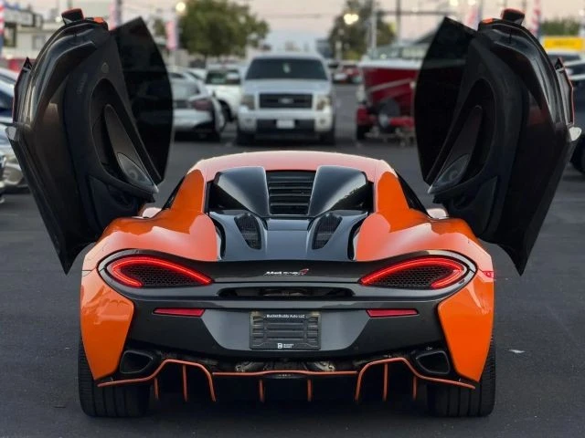 2017 McLaren 570S - Image 8 of 27