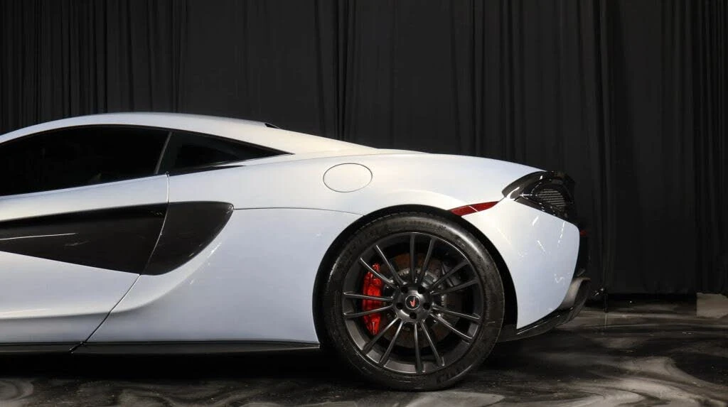 2017 McLaren 570S - Image 3 of 22