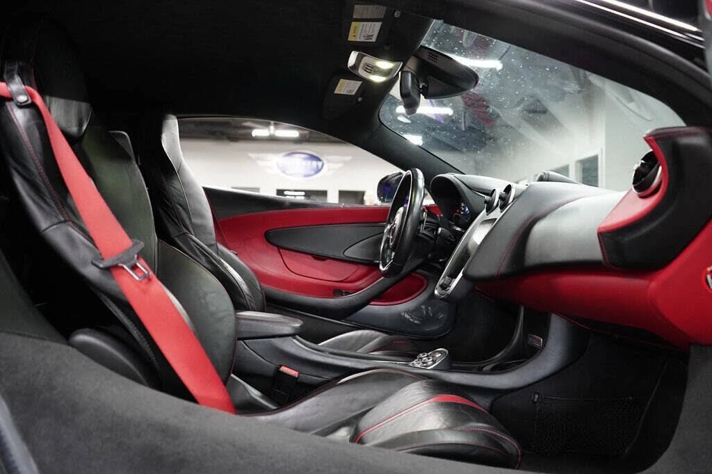2017 McLaren 570S - Image 19 of 31