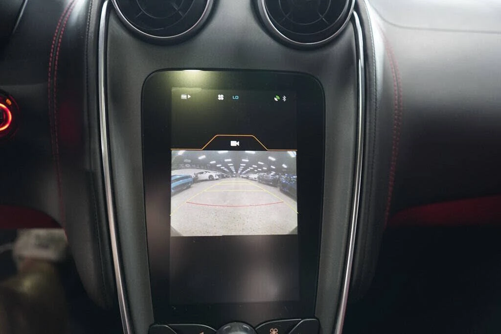2017 McLaren 570S - Image 26 of 31