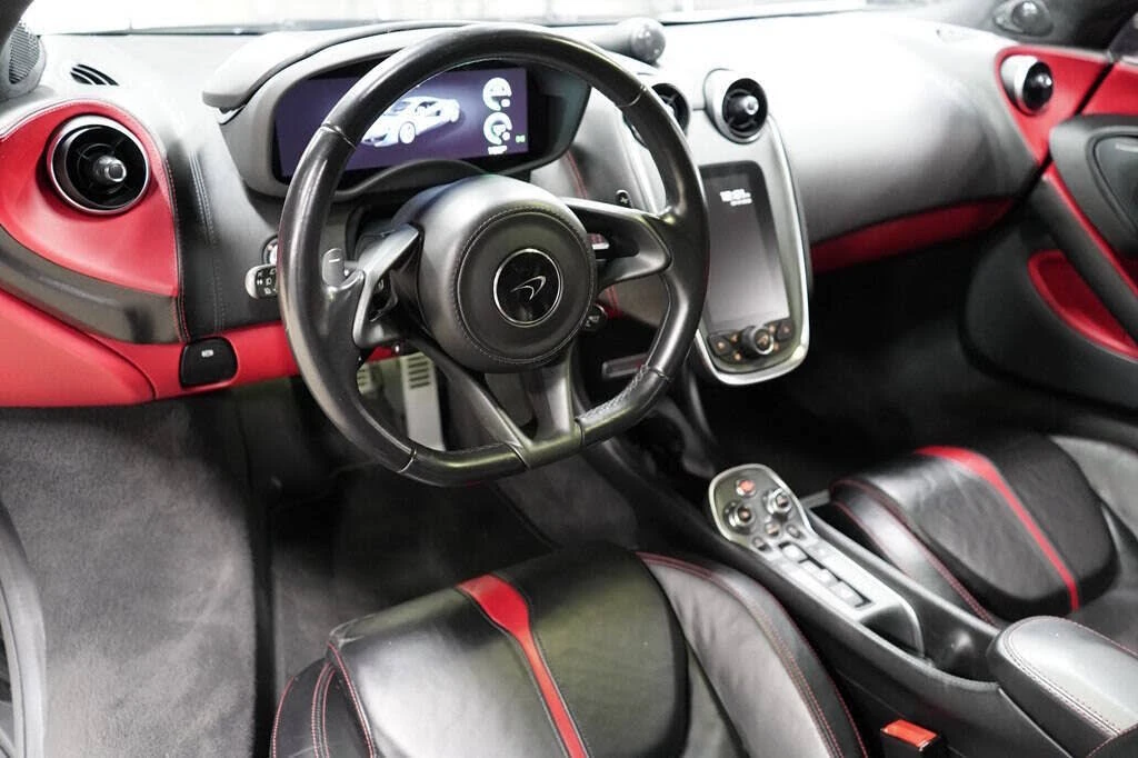 2017 McLaren 570S - Image 17 of 31