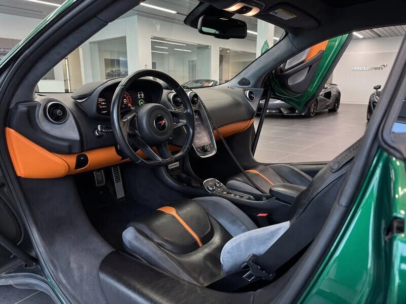2017 McLaren 570S - Image 12 of 21