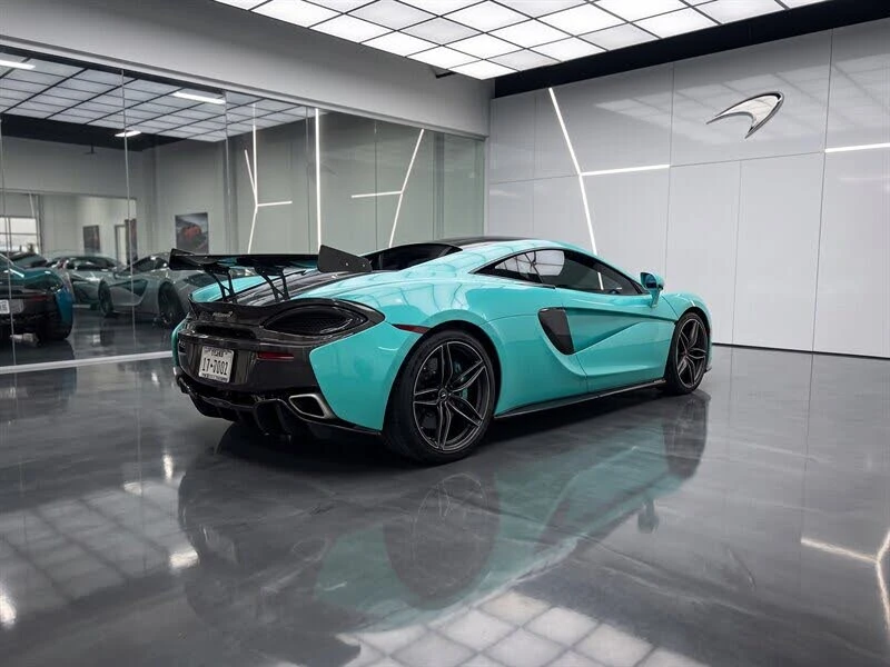 2017 McLaren 570S - Image 5 of 21