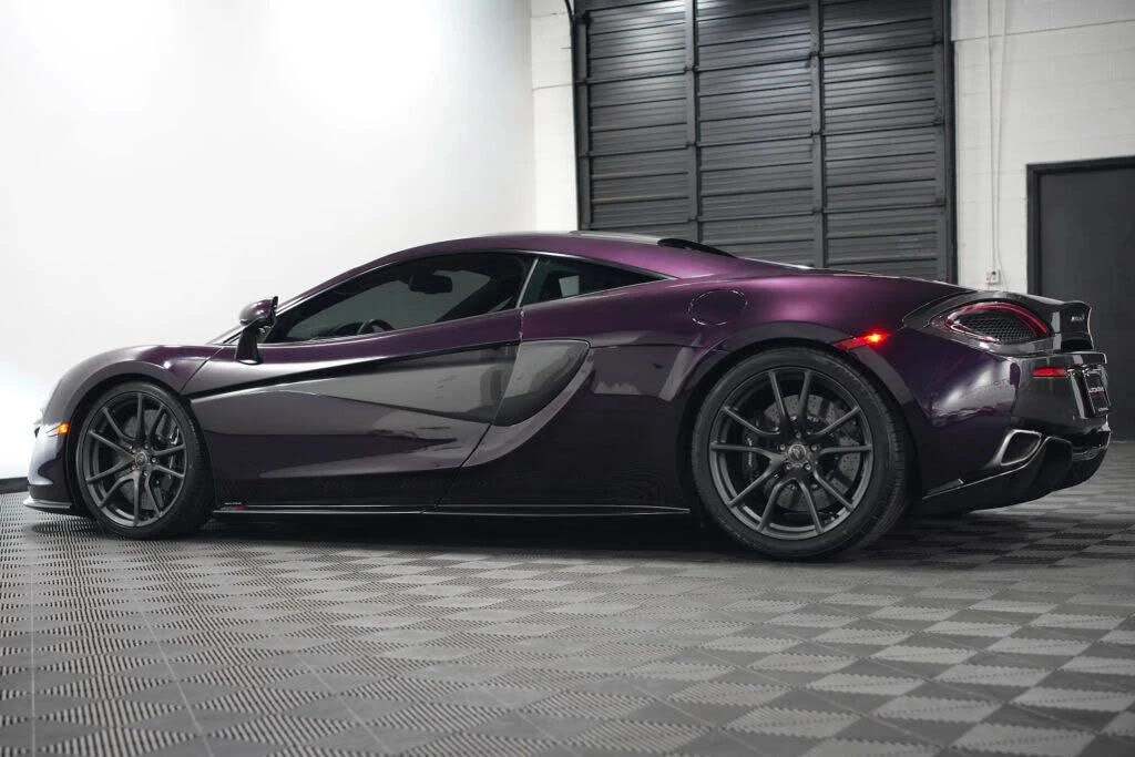 2017 McLaren 570S - Image 18 of 27