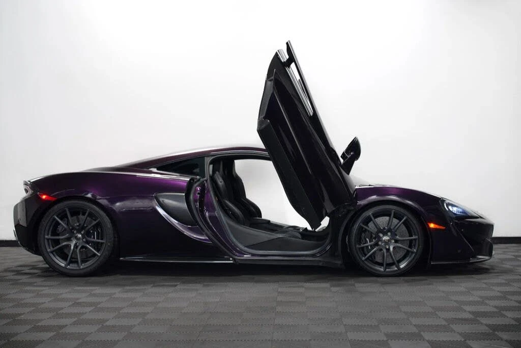 2017 McLaren 570S - Image 11 of 27