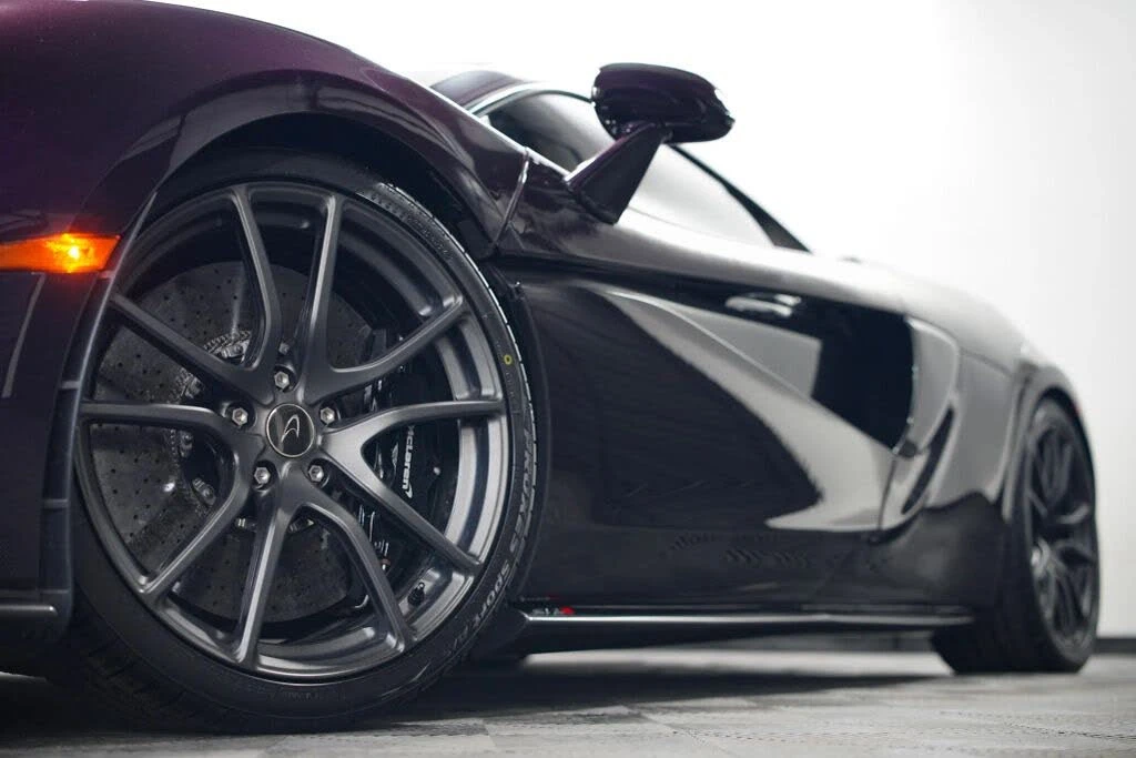 2017 McLaren 570S - Image 4 of 27