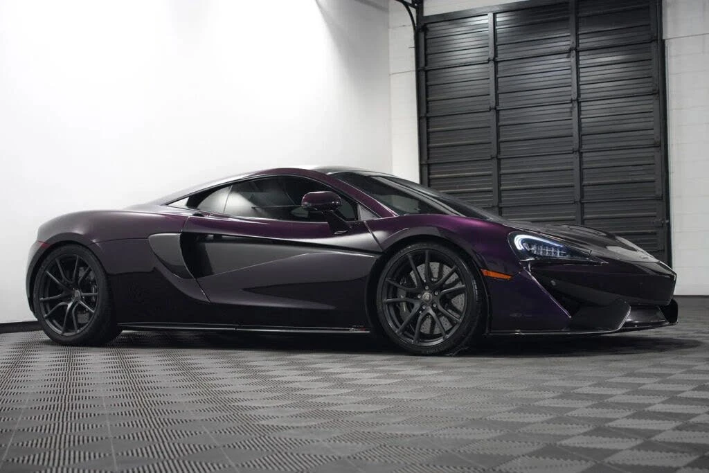 2017 McLaren 570S - Image 8 of 27