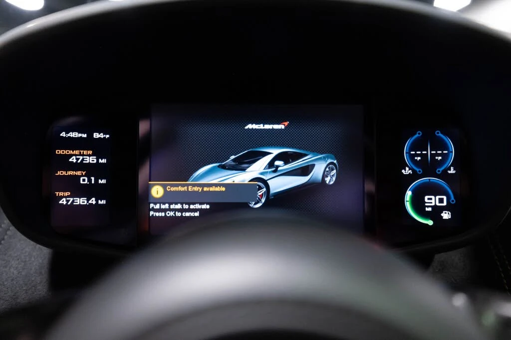 2017 McLaren 570S - Image 13 of 18
