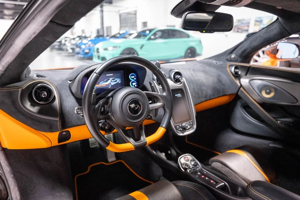 2017 McLaren 570S - Image 12 of 18