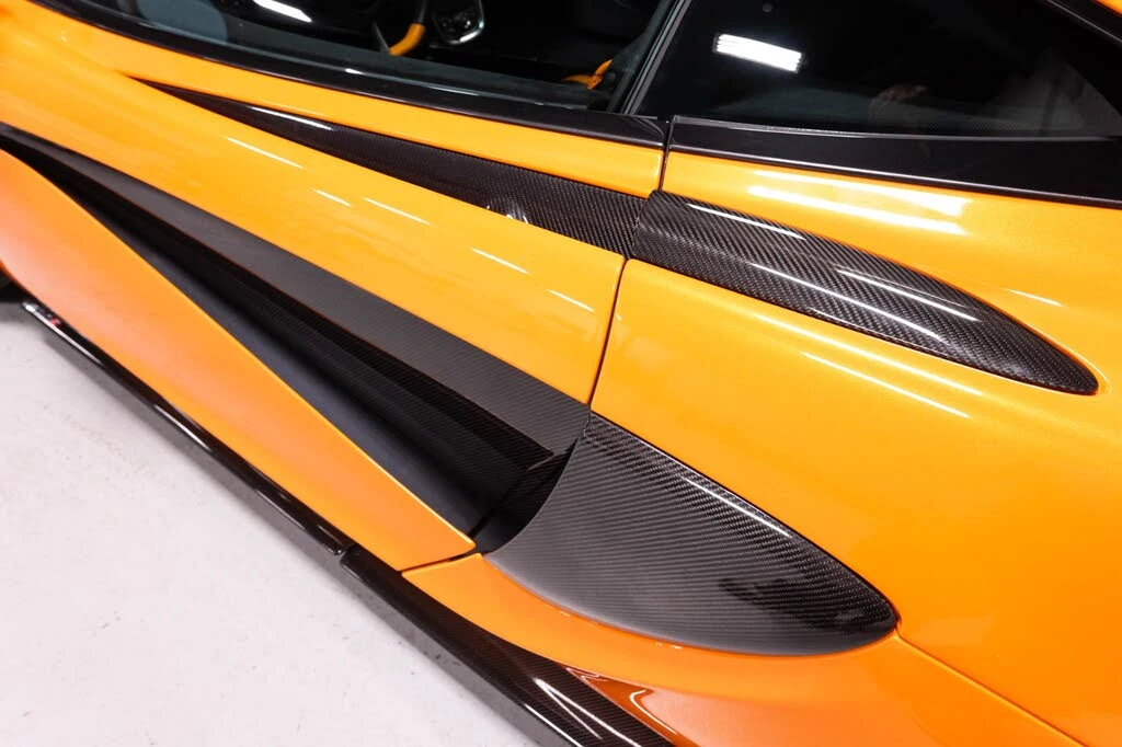 2017 McLaren 570S - Image 5 of 18