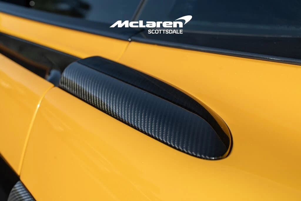 2017 McLaren 570S - Image 24 of 31