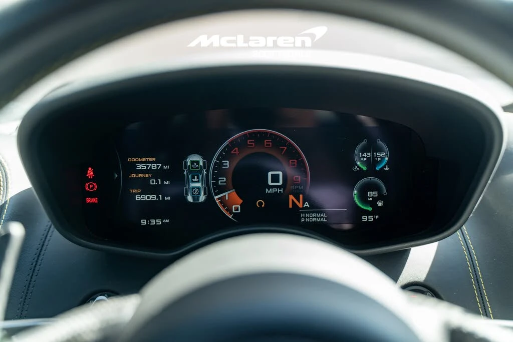 2017 McLaren 570S - Image 14 of 31