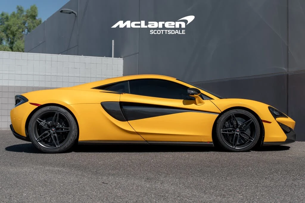 2017 McLaren 570S - Image 8 of 31