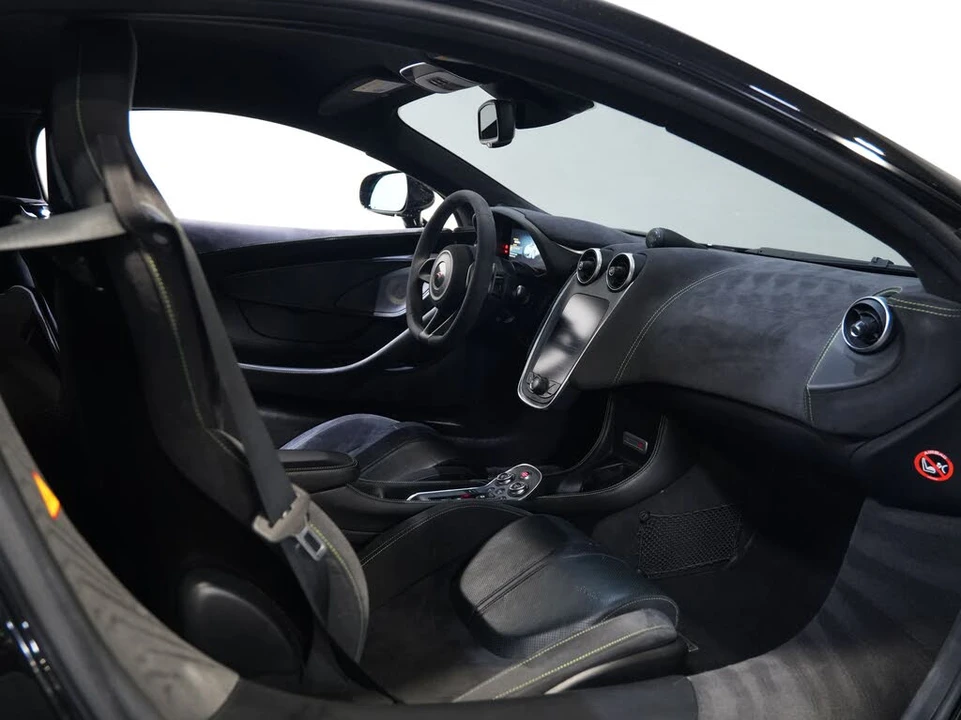 2017 McLaren 570S - Image 30 of 31