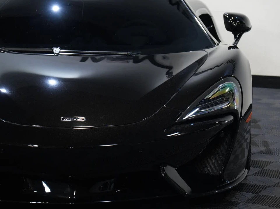 2017 McLaren 570S - Image 10 of 31