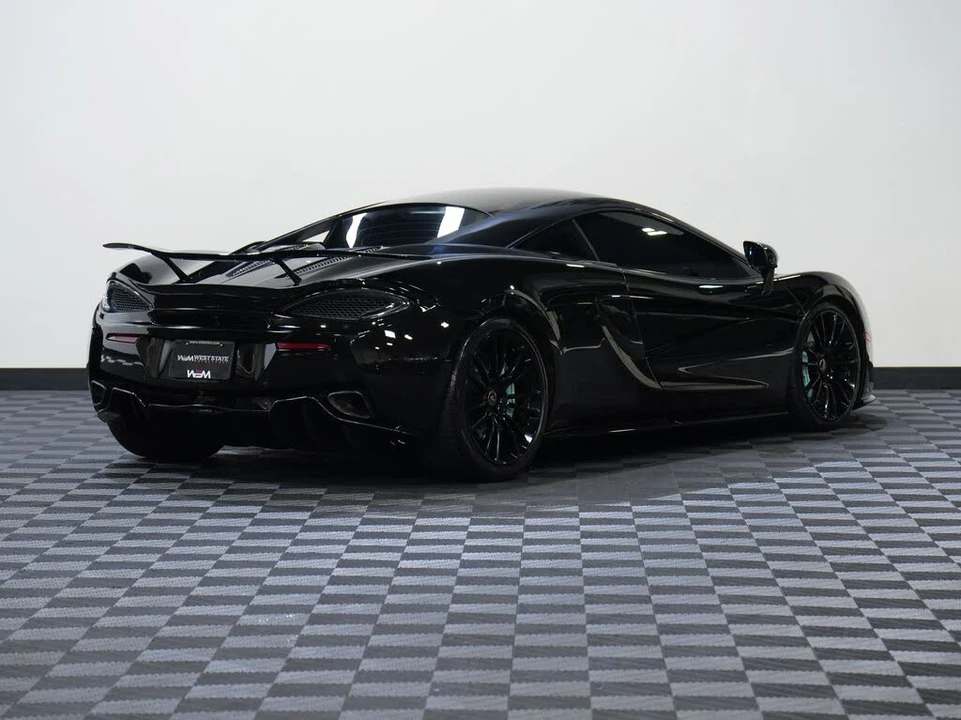 2017 McLaren 570S - Image 6 of 31