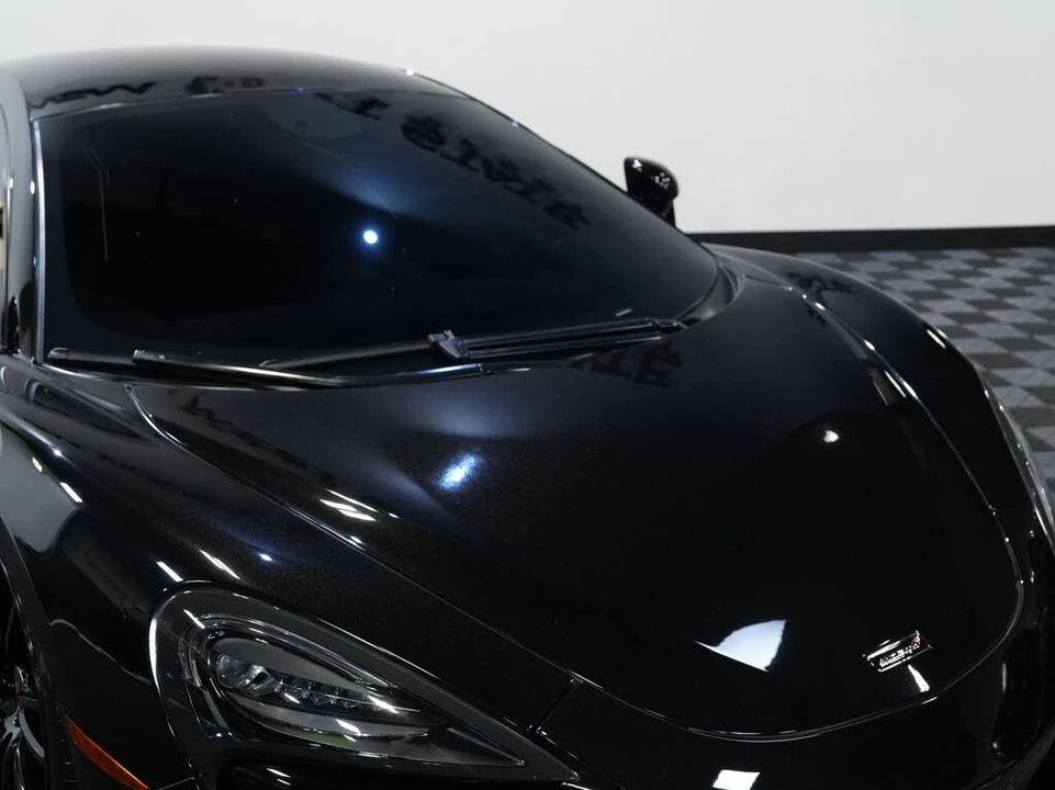 2017 McLaren 570S - Image 12 of 31