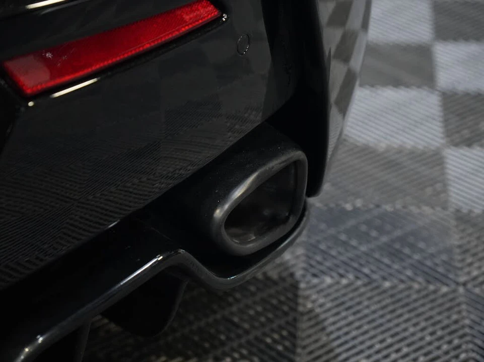 2017 McLaren 570S - Image 17 of 31