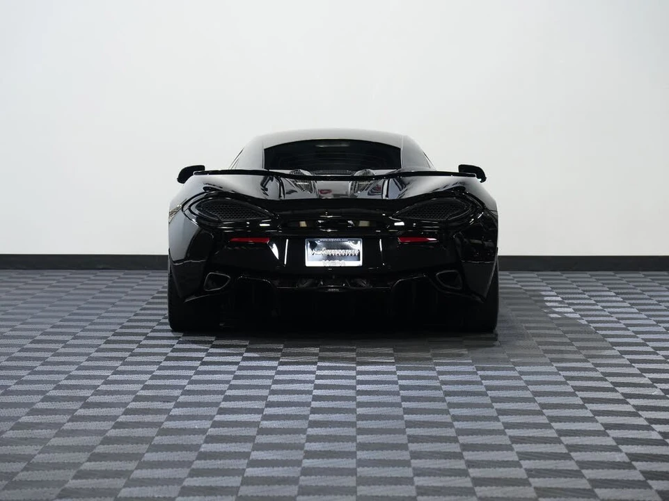 2017 McLaren 570S - Image 7 of 31