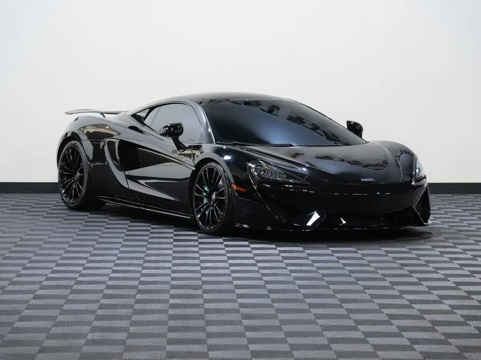 2017 McLaren 570S - Image 5 of 31