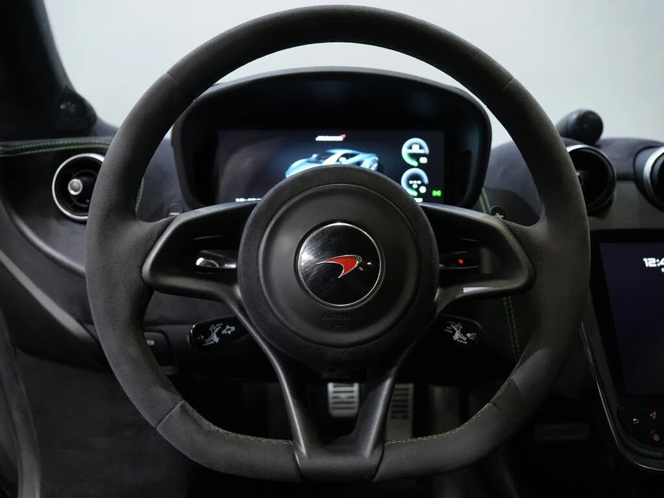 2017 McLaren 570S - Image 31 of 31