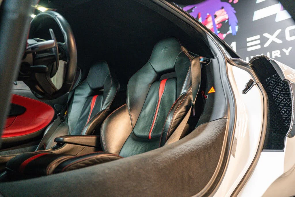 2017 McLaren 570S - Image 9 of 23