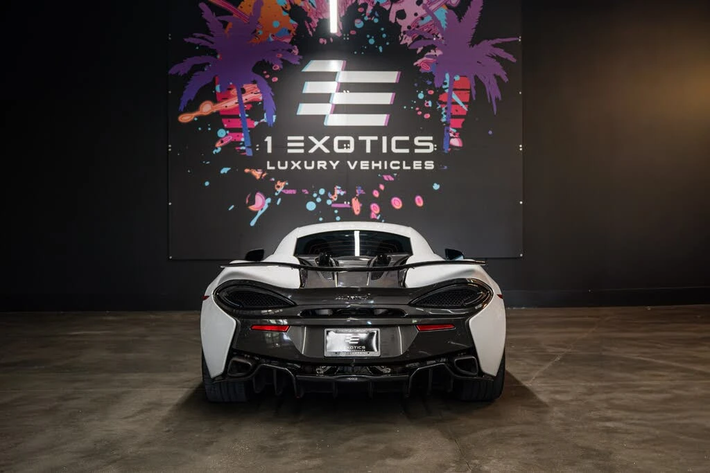 2017 McLaren 570S - Image 7 of 23
