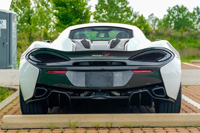 2017 McLaren 570S - Image 7 of 7