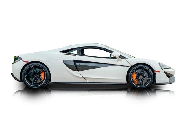 2017 McLaren 570S - Image 2 of 7