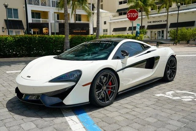 2017 McLaren 570S - Image 9 of 31