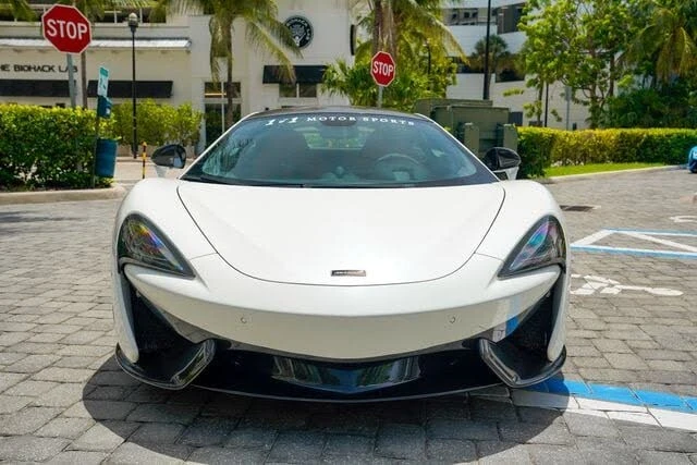 2017 McLaren 570S - Image 7 of 31