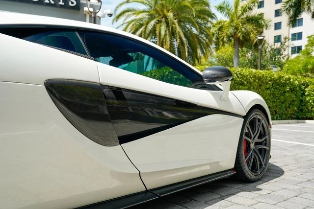 2017 McLaren 570S - Image 29 of 31