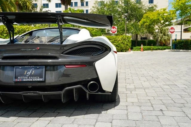 2017 McLaren 570S - Image 26 of 31