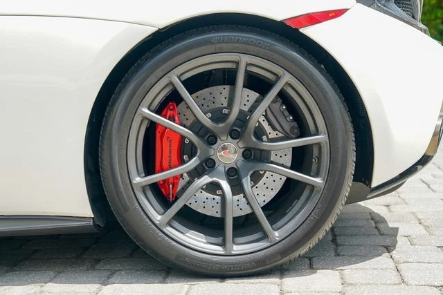 2017 McLaren 570S - Image 17 of 31