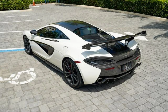 2017 McLaren 570S - Image 21 of 31