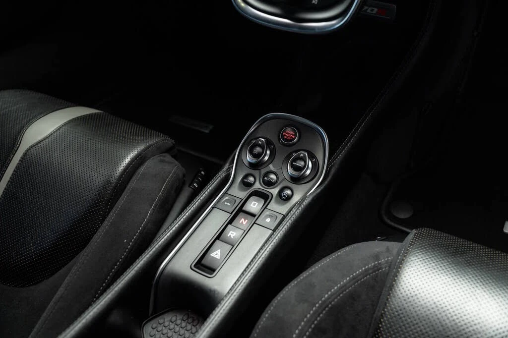 2017 McLaren 570S - Image 26 of 27