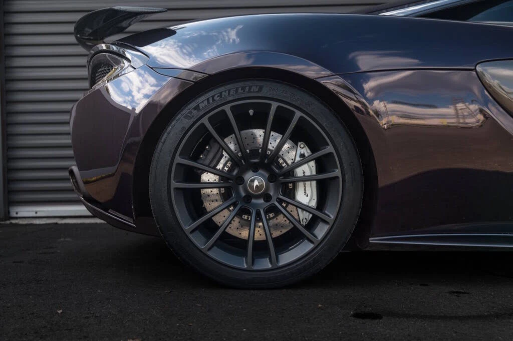 2017 McLaren 570S - Image 13 of 27