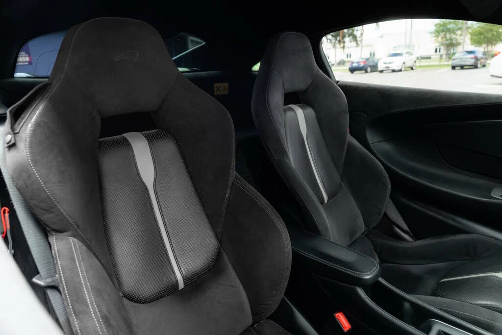 2017 McLaren 570S - Image 24 of 27
