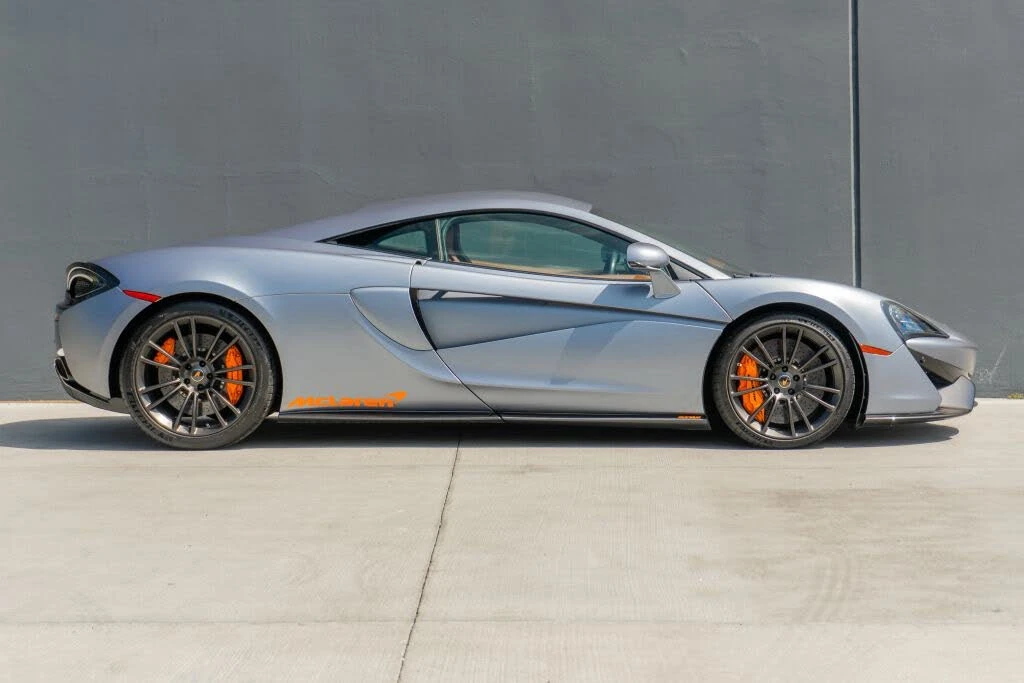 2017 McLaren 570S - Image 6 of 31