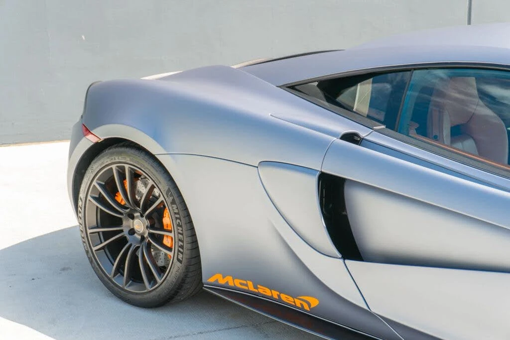 2017 McLaren 570S - Image 31 of 31