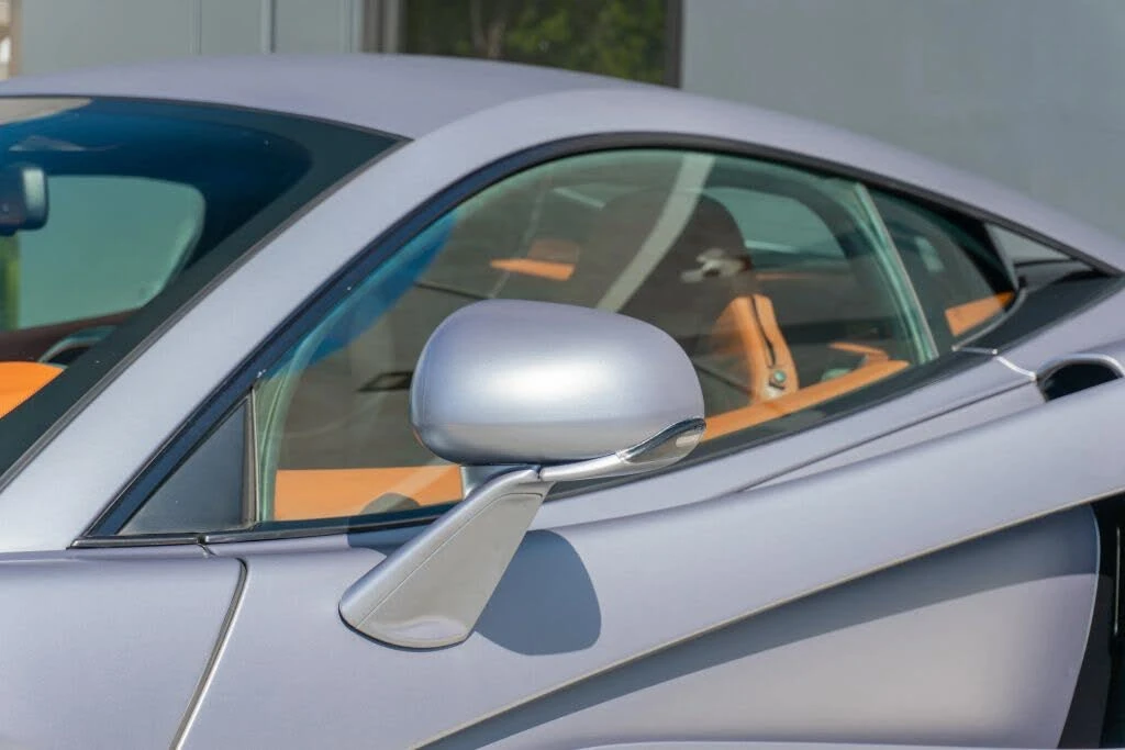 2017 McLaren 570S - Image 27 of 31