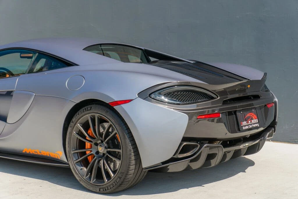 2017 McLaren 570S - Image 19 of 31