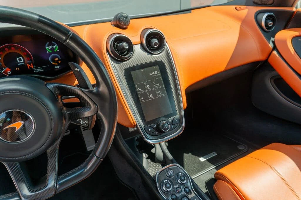 2017 McLaren 570S - Image 13 of 31