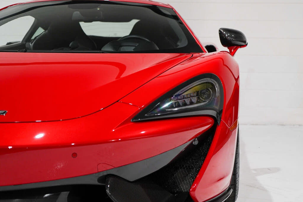 2017 McLaren 570S - Image 26 of 31