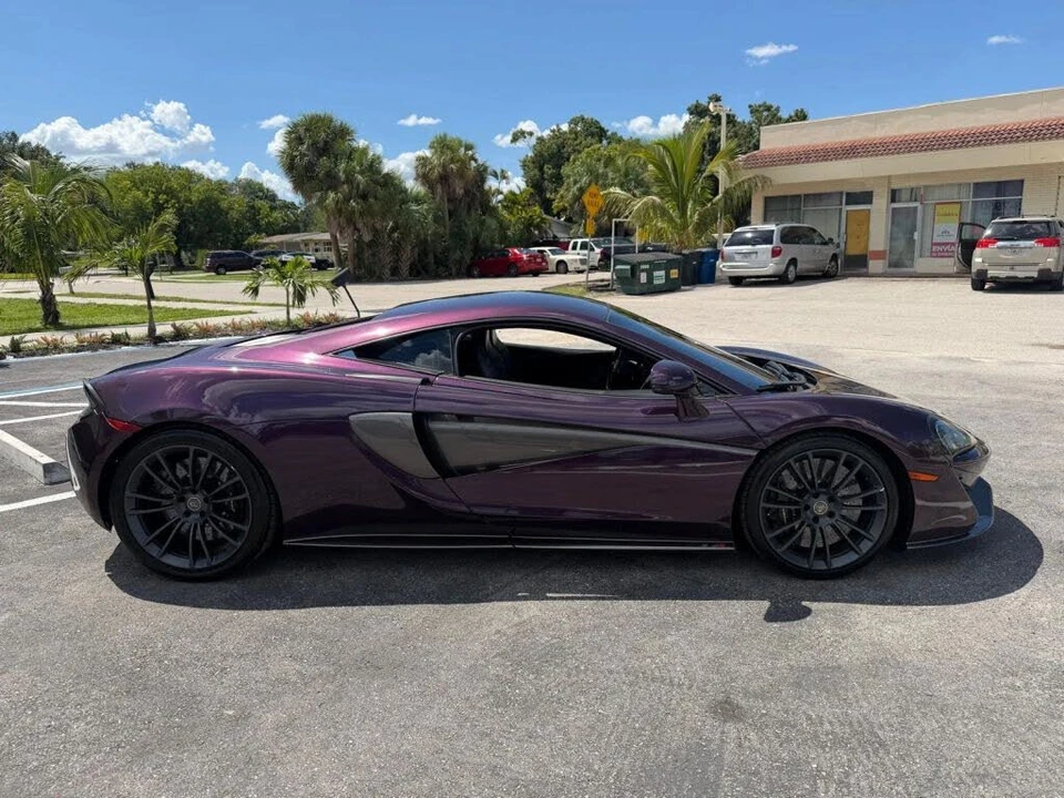 2017 McLaren 570S - Image 6 of 23