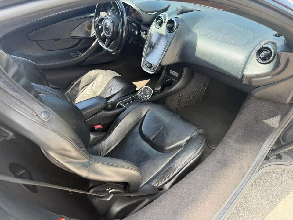 2017 McLaren 570S - Image 20 of 23