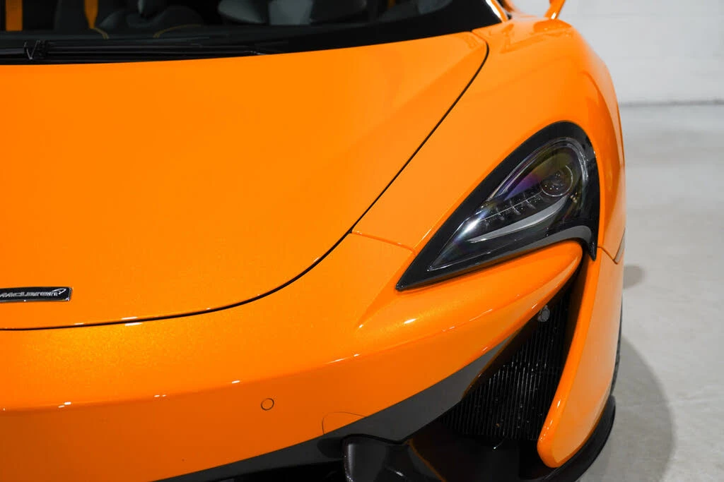 2017 McLaren 570S - Image 31 of 31